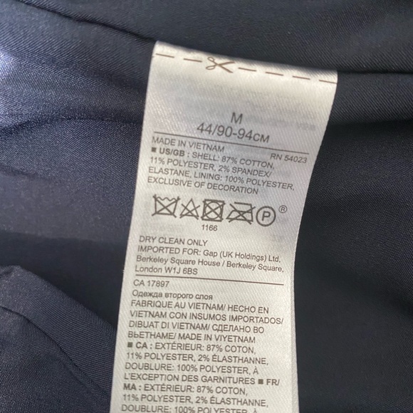 Blazer - Picture 4 of 4